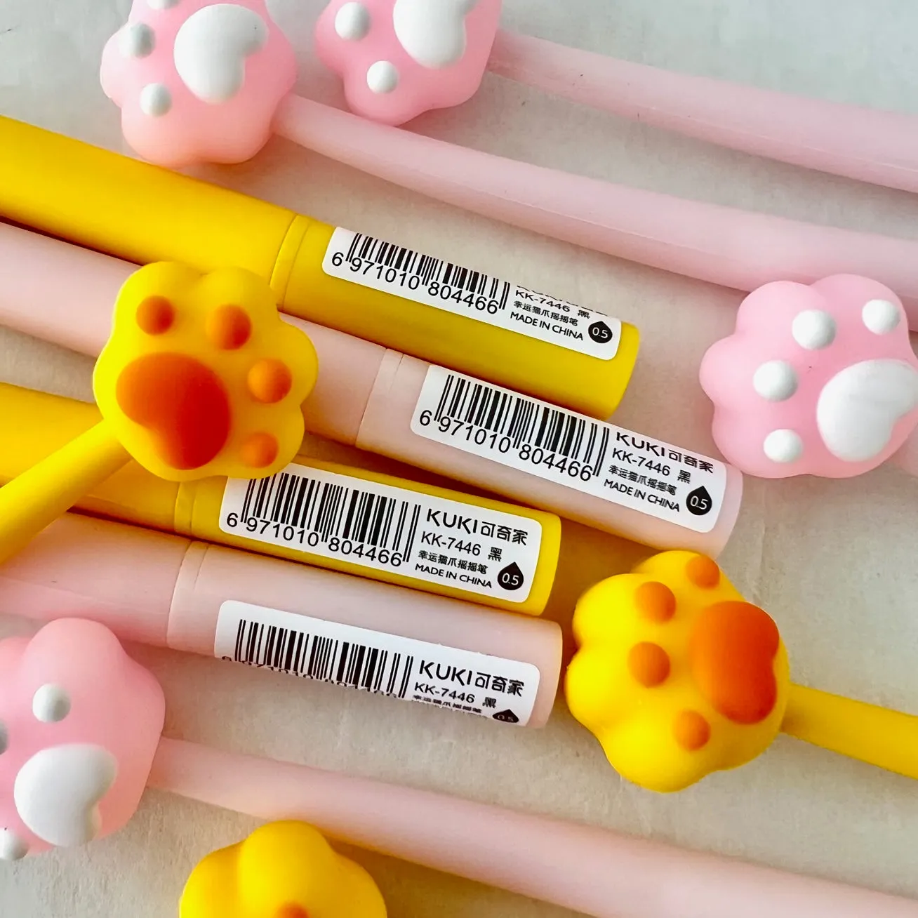 22567 CAT PAWS WIGGLE GEL PEN-24