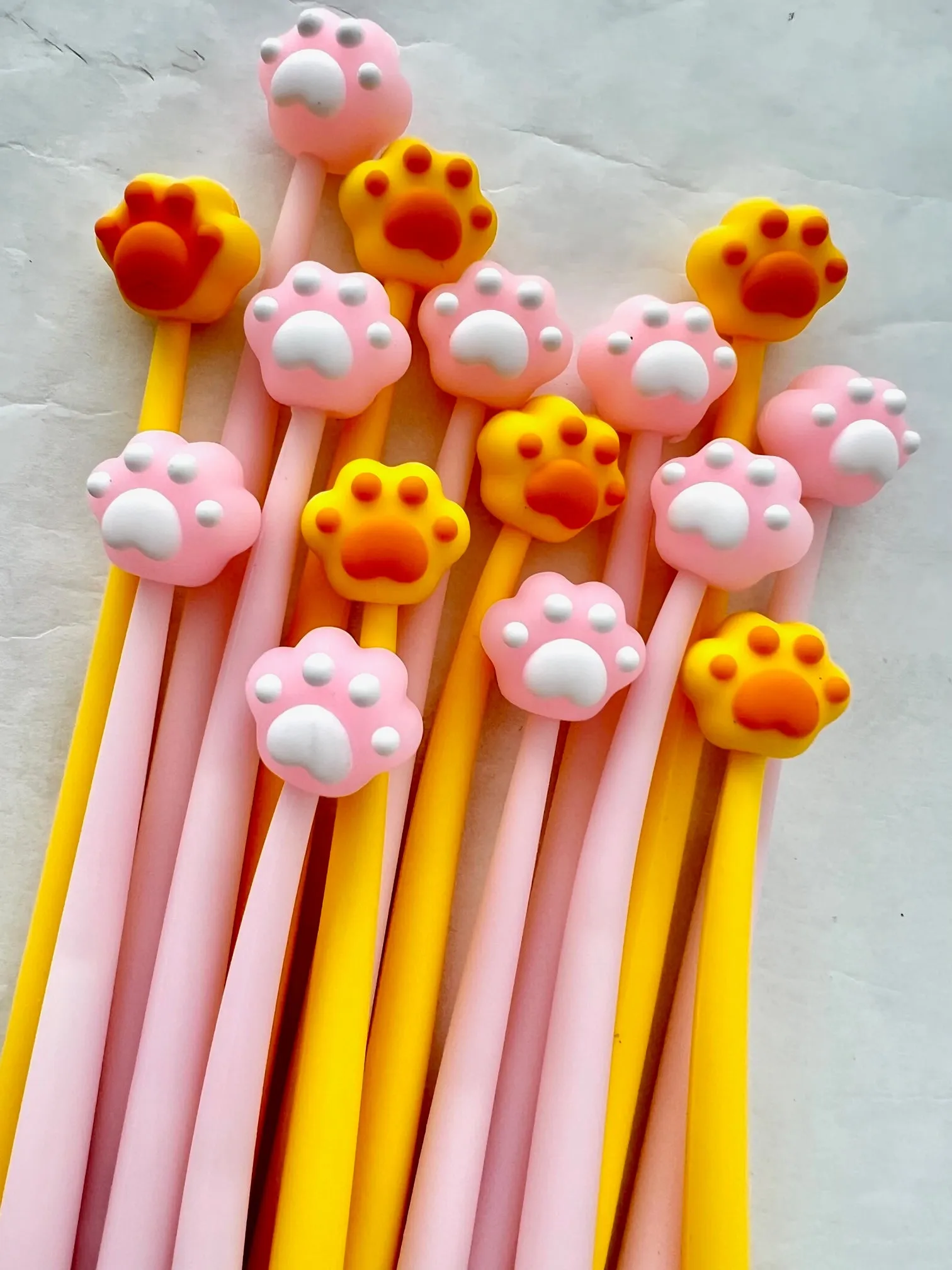 22567 CAT PAWS WIGGLE GEL PEN-24