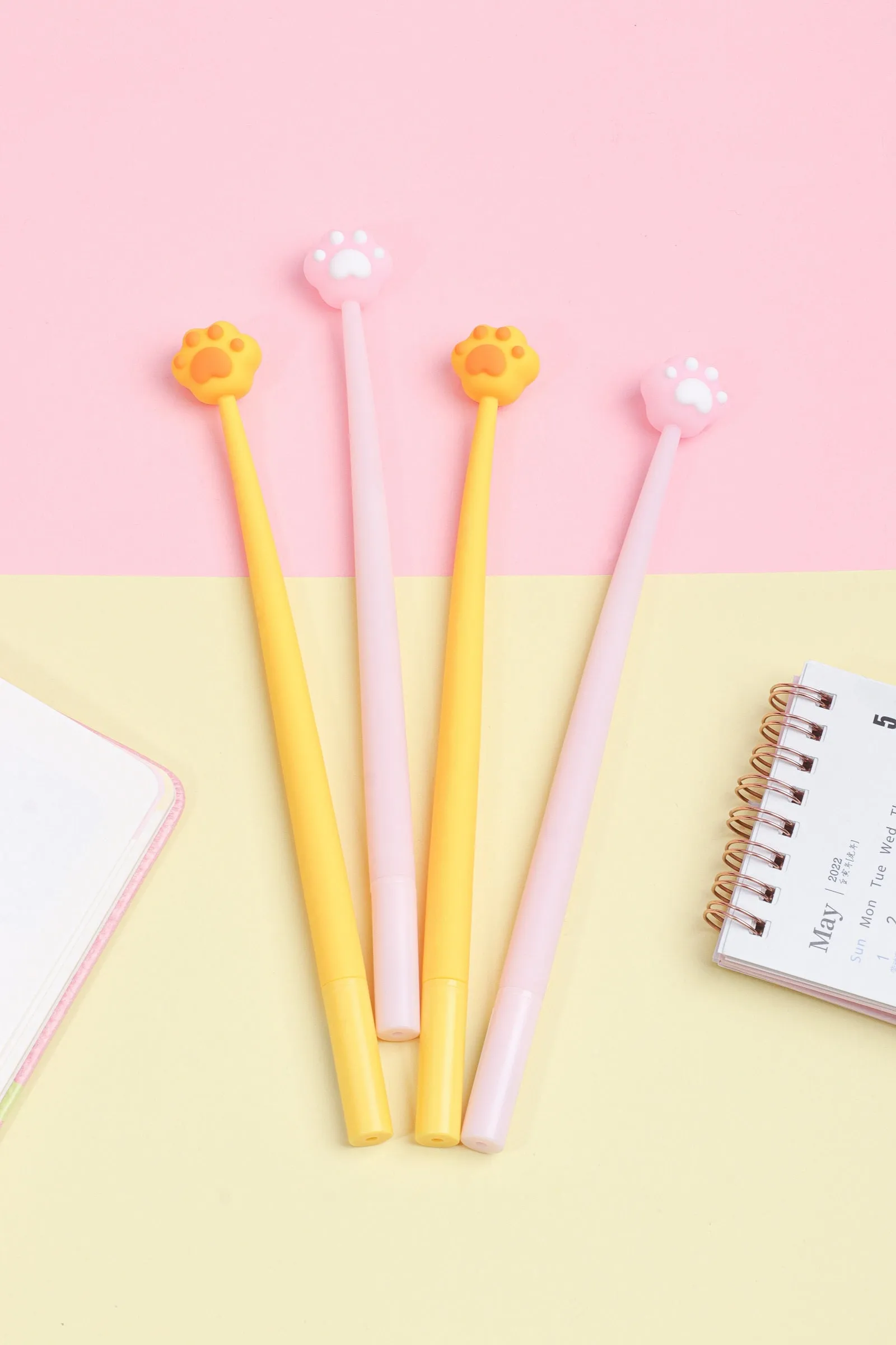 22567 CAT PAWS WIGGLE GEL PEN-24