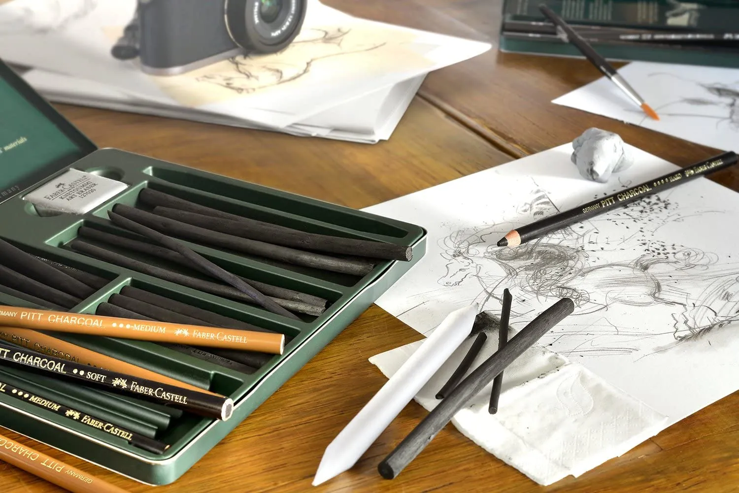 FABER-CASTELL PITT GRAPHITE CRAYON 9B